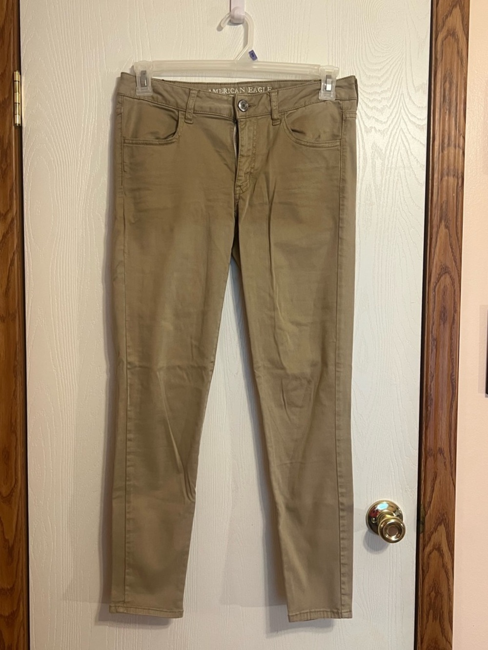 AE khaki jeggings